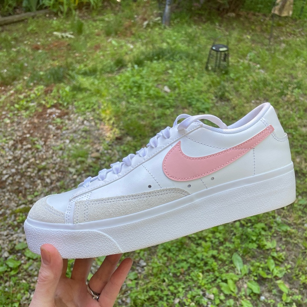 Nike Blazer Low Platform Shoes Size 9.5